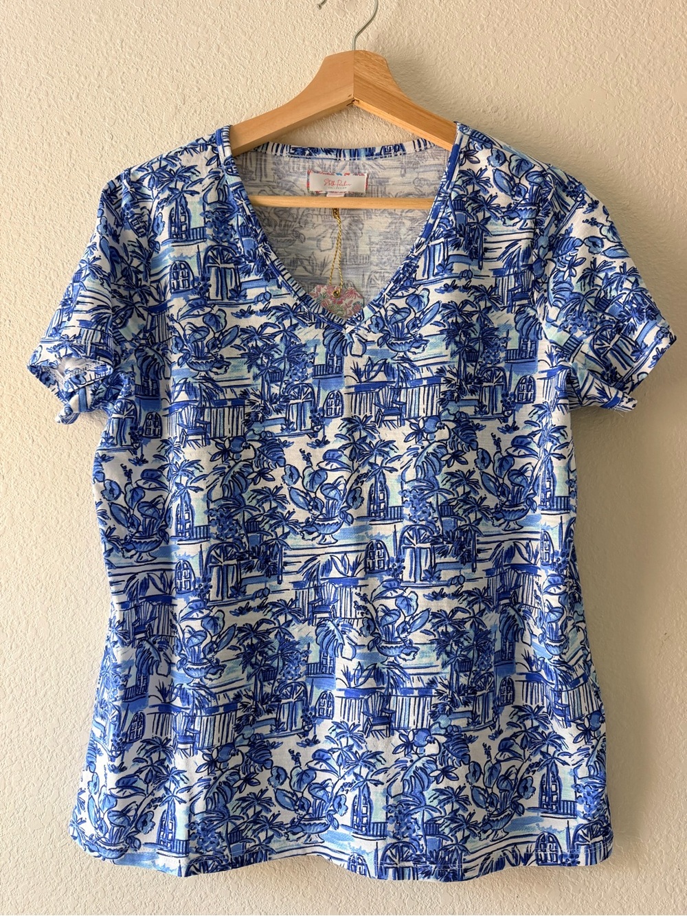 Stella Parker Blue Tropical Print V-Neck Top